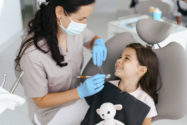 Best Emergency Dental Care for Broken or Chipped Teeth in El Paso, IL