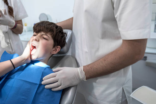 Best Weekend Emergency Dentist in El Paso, IL